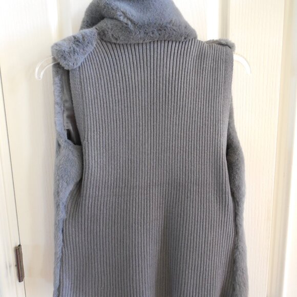 WHBM Winter Vest - Picture 5 of 9